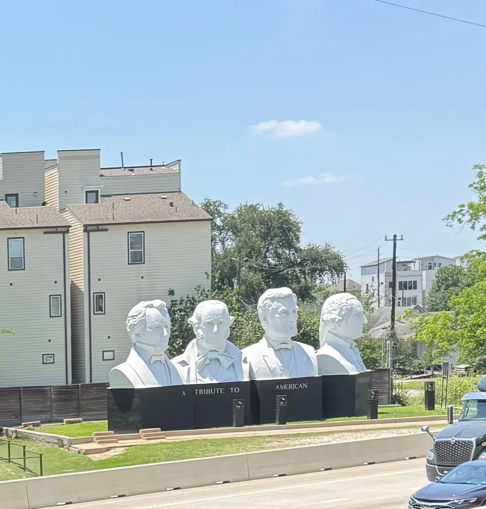 605 Kelley Street Houston, TX 77009