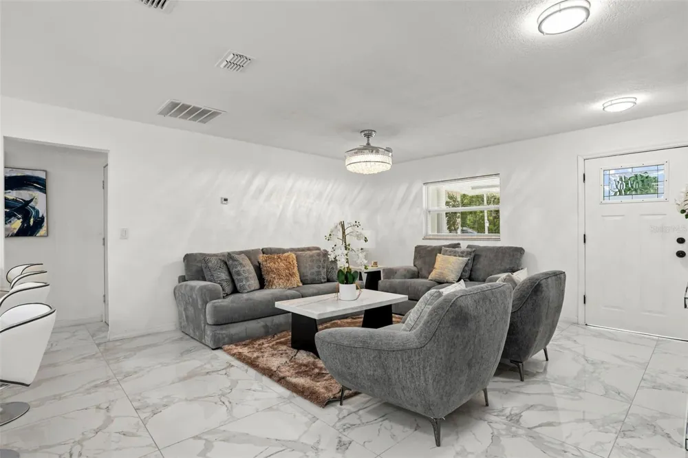 2629 TELSTAR AVENUE Orlando, FL 32805