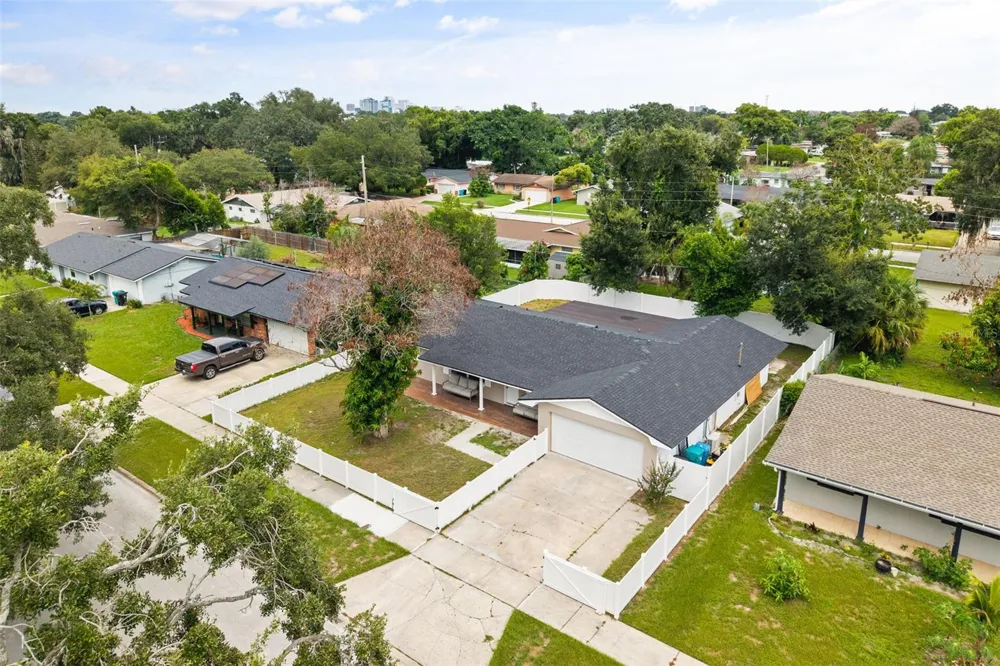 2629 TELSTAR AVENUE Orlando, FL 32805