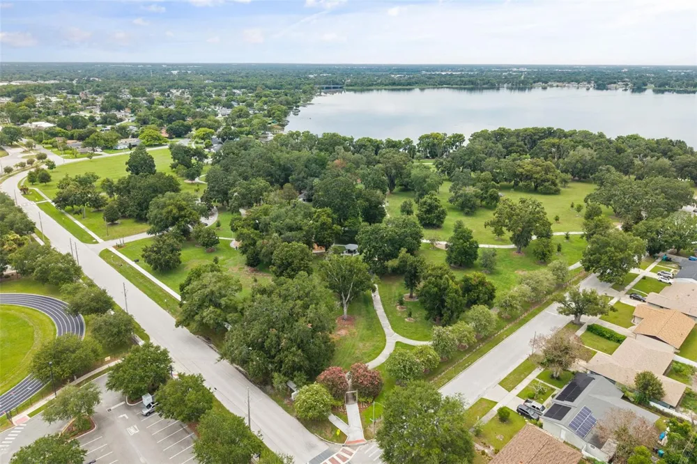 2629 TELSTAR AVENUE Orlando, FL 32805