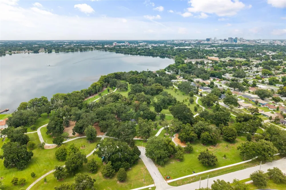 2629 TELSTAR AVENUE Orlando, FL 32805