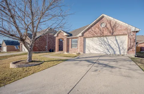 1913 Grand Fir Drive