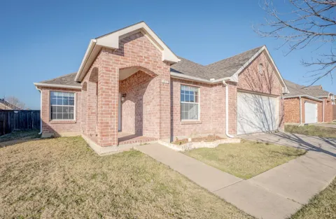 1913 Grand Fir Drive