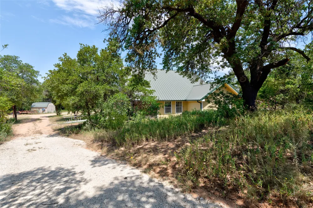9684 FM3326 Hawley, TX 79525