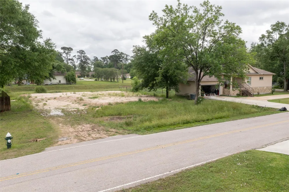 626 Ames Street Spring, TX 77373