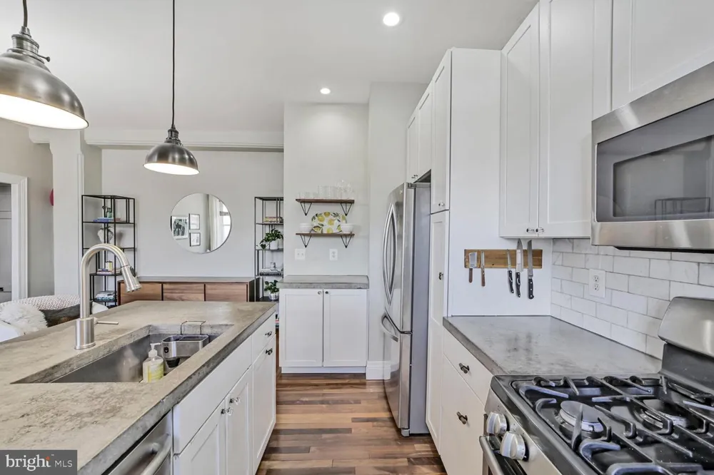 1526 17TH STREET NW #304 Washington, DC 20036