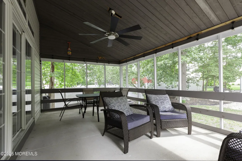 1052 Bonnie Blue Circle Williamstown, NJ 08094