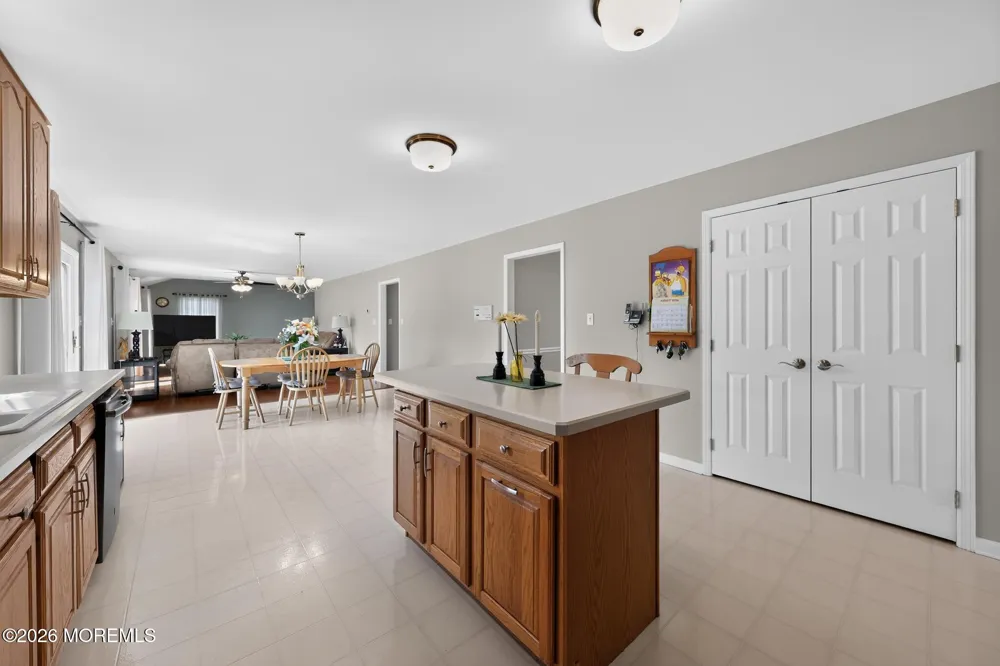 8 Sweetbriar Court Mullica Hill, NJ 08062