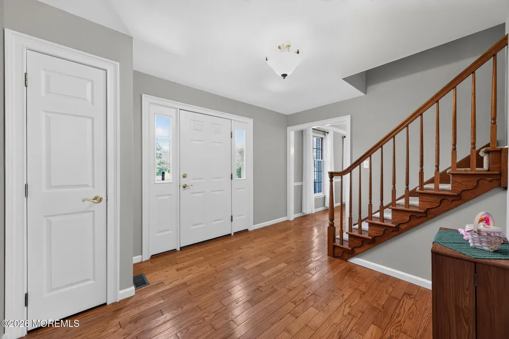 8 Sweetbriar Court Mullica Hill, NJ 08062
