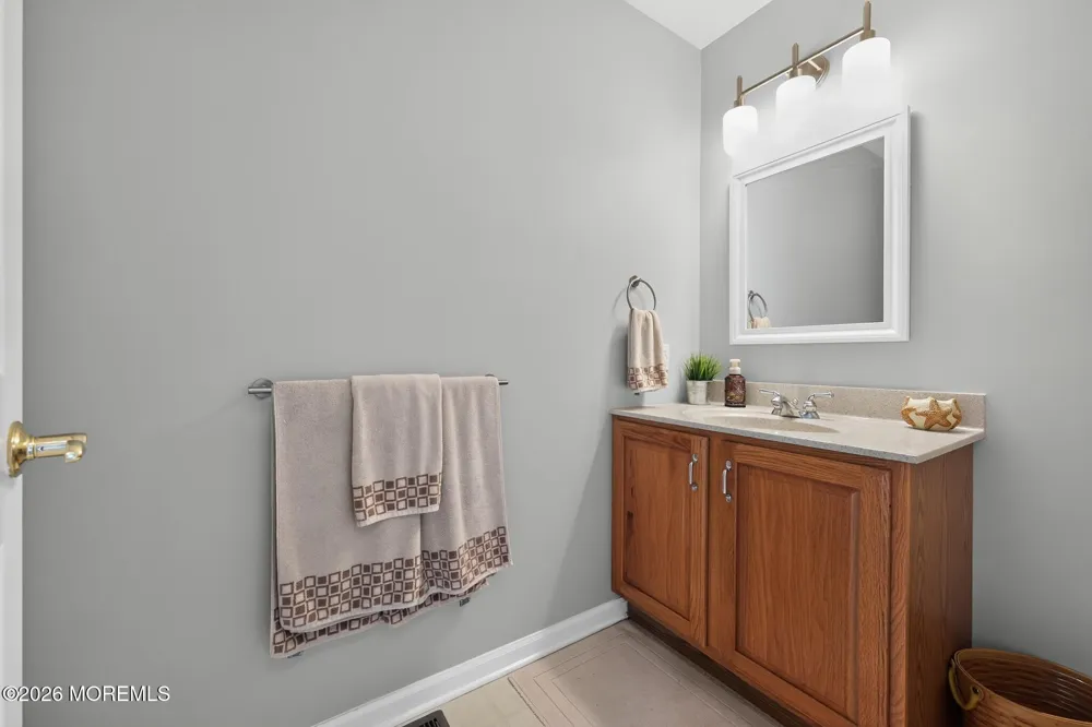 8 Sweetbriar Court Mullica Hill, NJ 08062