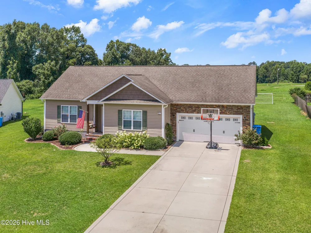 210 Classy Court Richlands, NC 28574