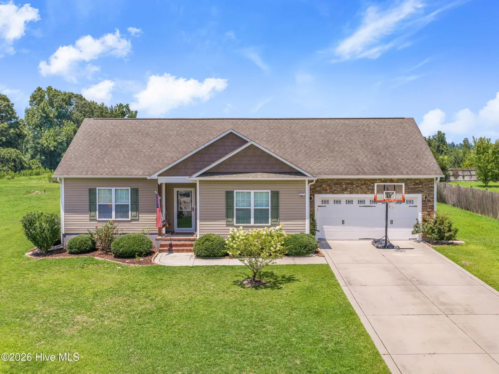 210 Classy Court Richlands, NC 28574