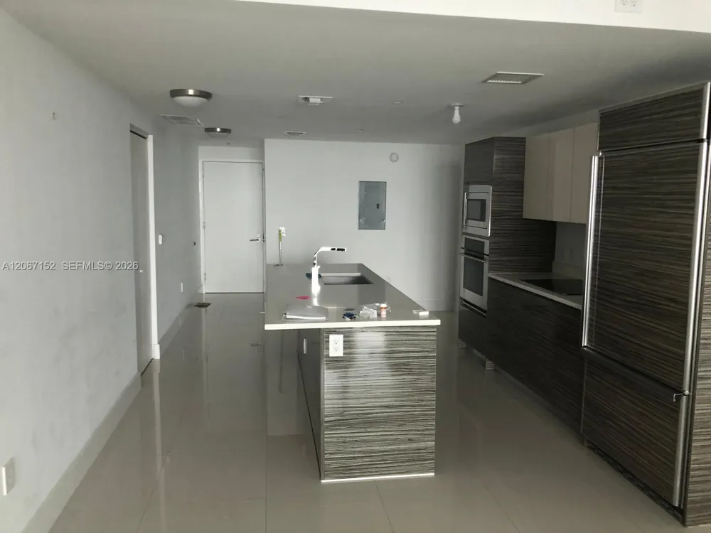 460 NE 28th ST #1102 Miami, FL 33132