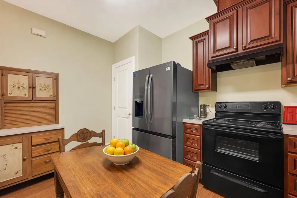 2329 Avenue D San Leon, TX 77539