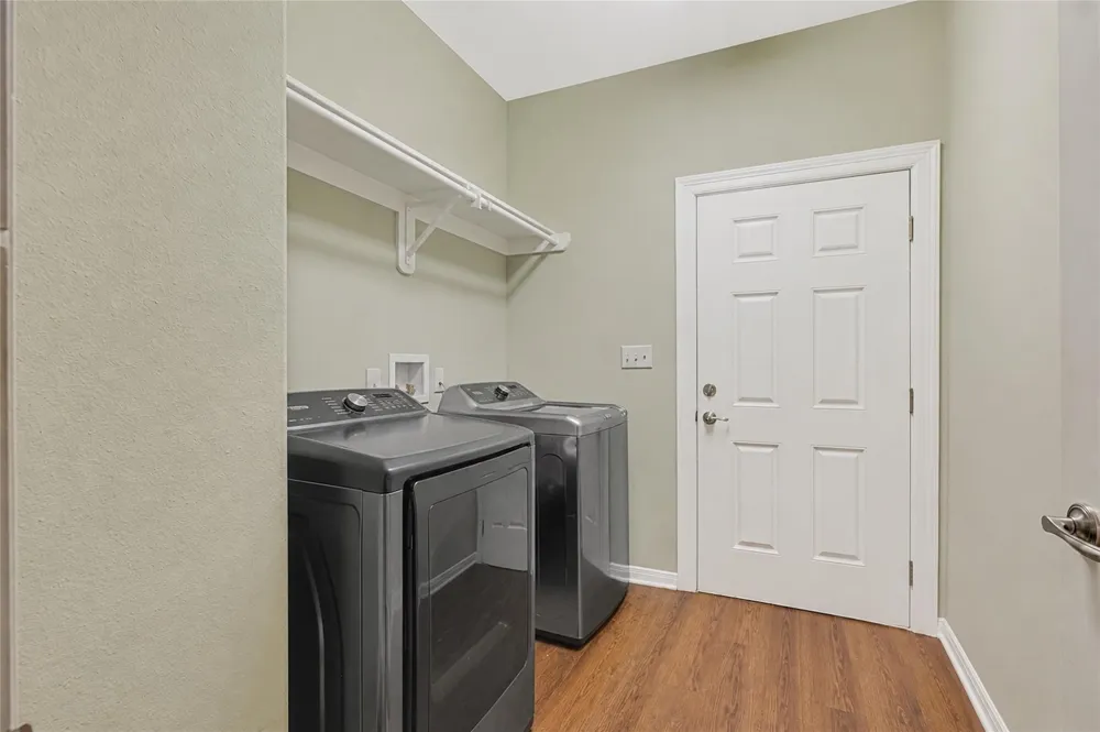 2329 Avenue D San Leon, TX 77539