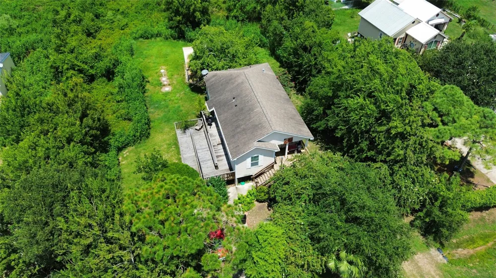 2329 Avenue D San Leon, TX 77539