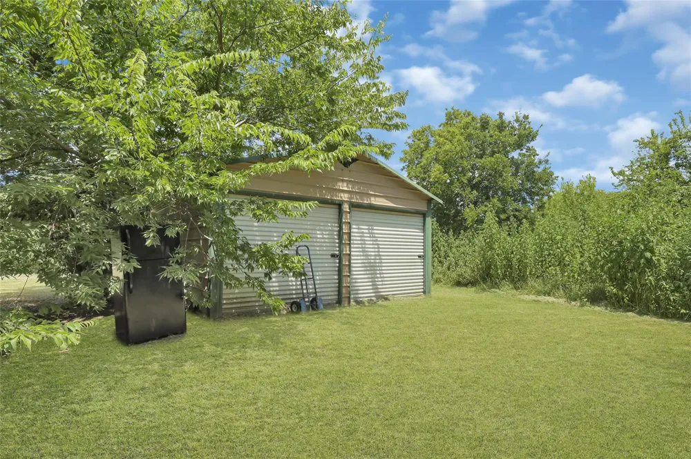 2329 Avenue D San Leon, TX 77539