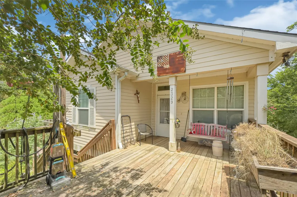 2329 Avenue D San Leon, TX 77539