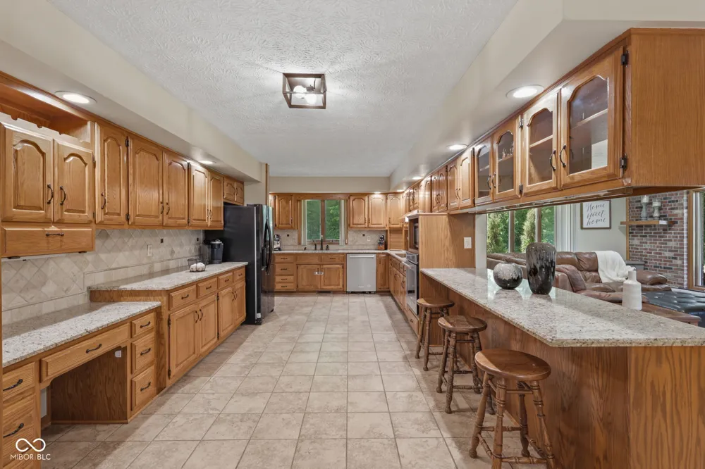 3650 W 450 Fairland, IN 46126