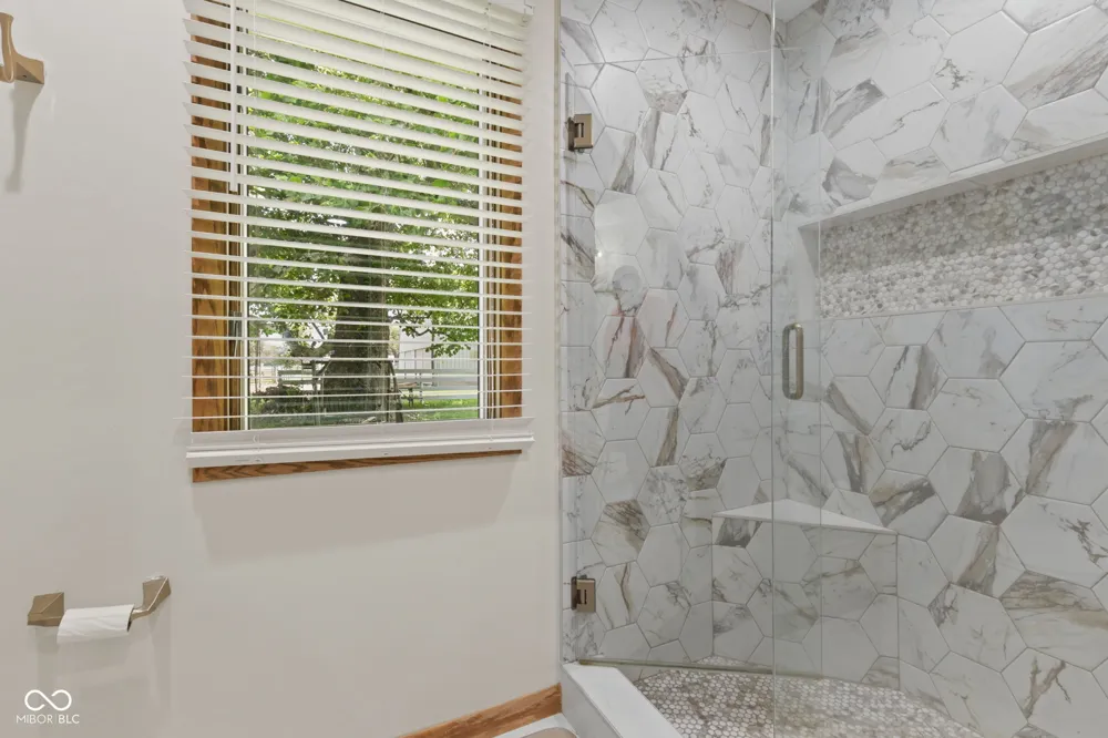 3650 W 450 Fairland, IN 46126