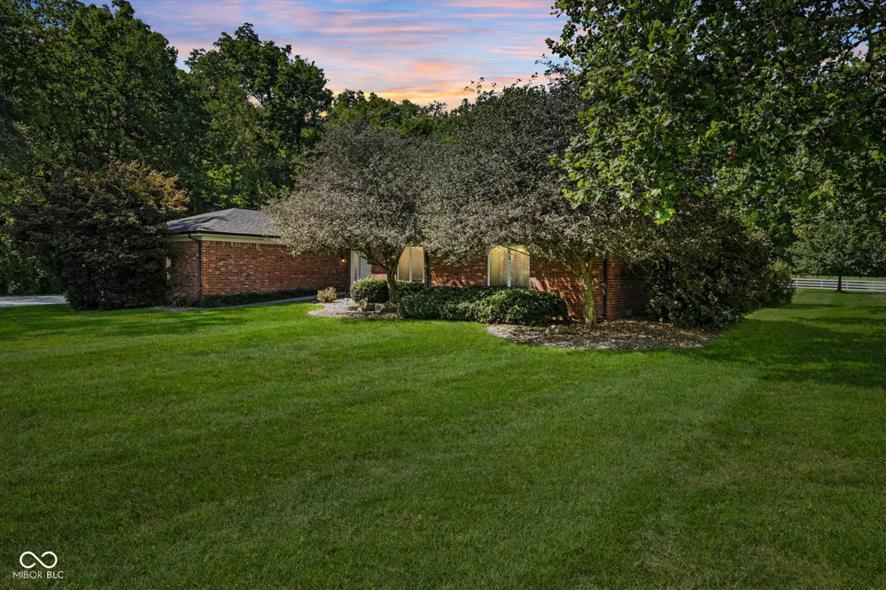 3650 W 450 Fairland, IN 46126
