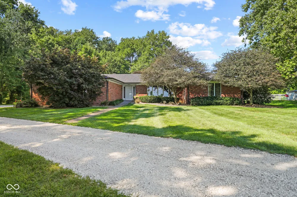 3650 W 450 Fairland, IN 46126