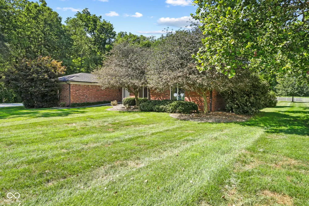 3650 W 450 Fairland, IN 46126