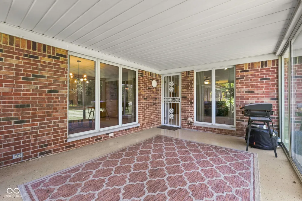 3650 W 450 Fairland, IN 46126