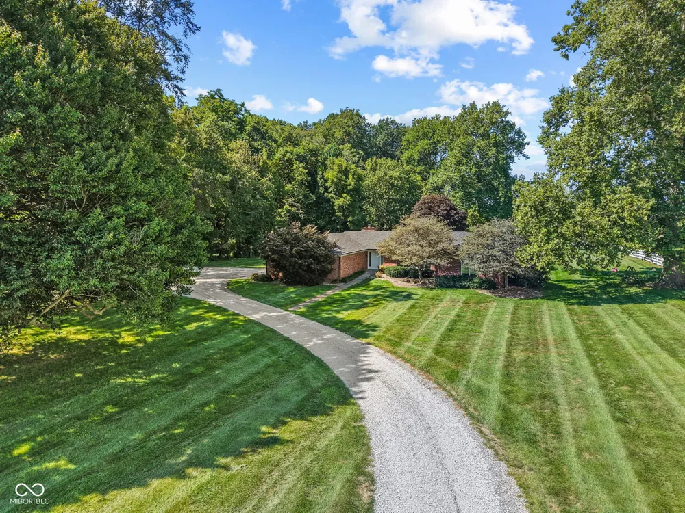 3650 W 450 Fairland, IN 46126
