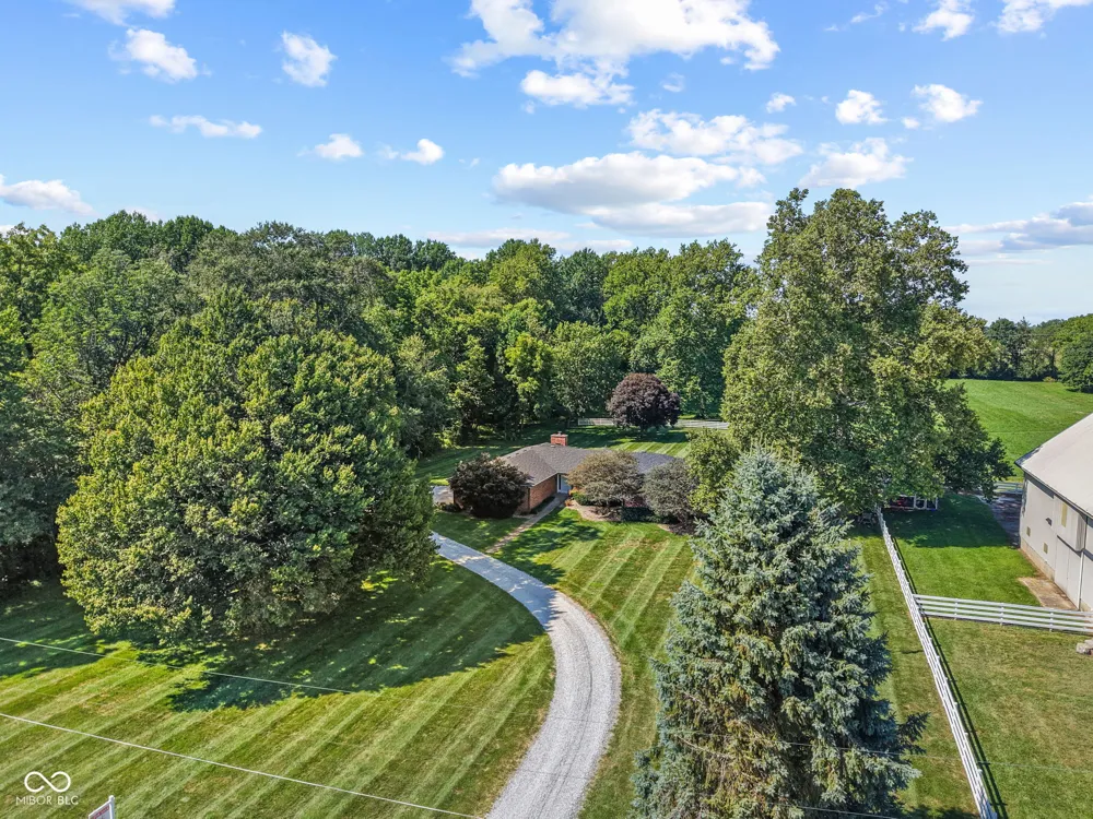 3650 W 450 Fairland, IN 46126