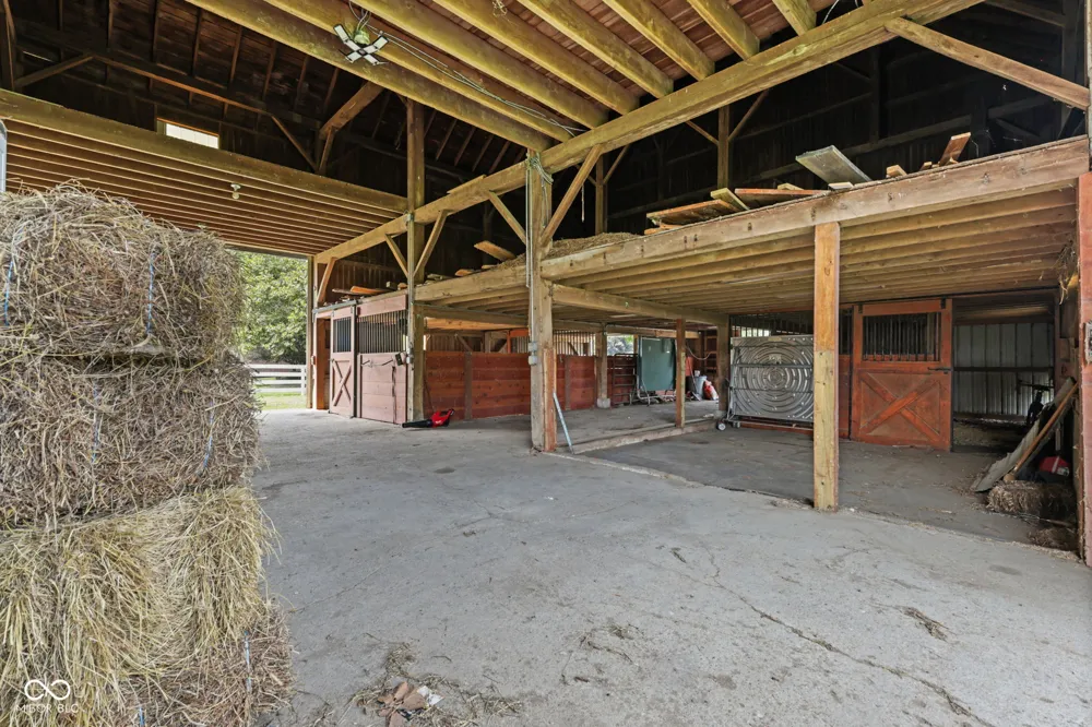 3650 W 450 Fairland, IN 46126