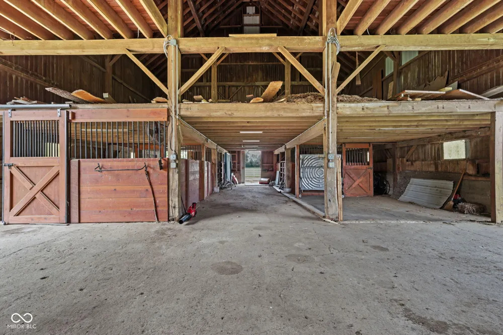 3650 W 450 Fairland, IN 46126