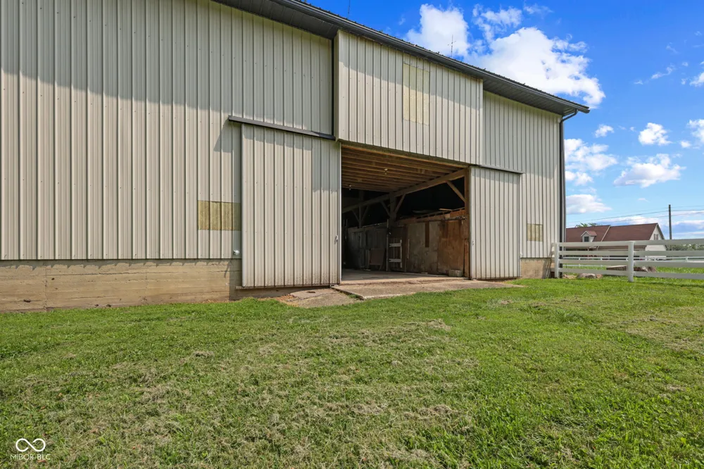 3650 W 450 Fairland, IN 46126