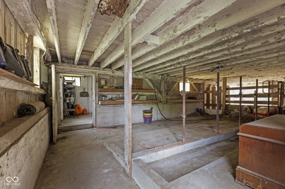 3650 W 450 Fairland, IN 46126