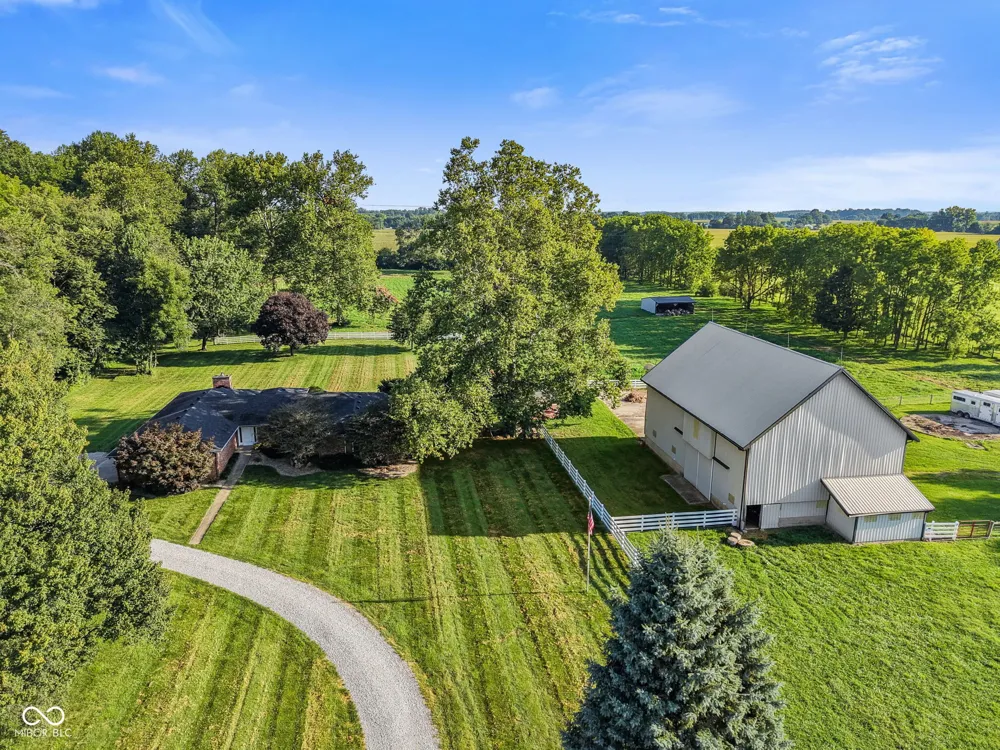 3650 W 450 Fairland, IN 46126