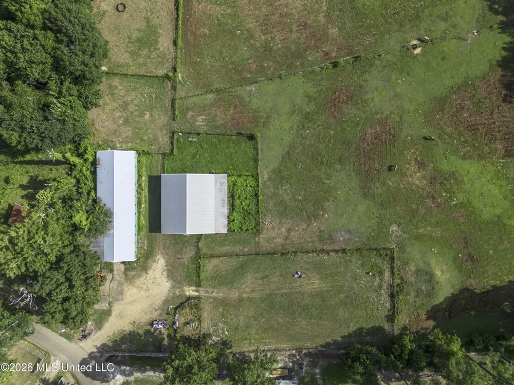 253 W Petros Road Pearl, MS 39208