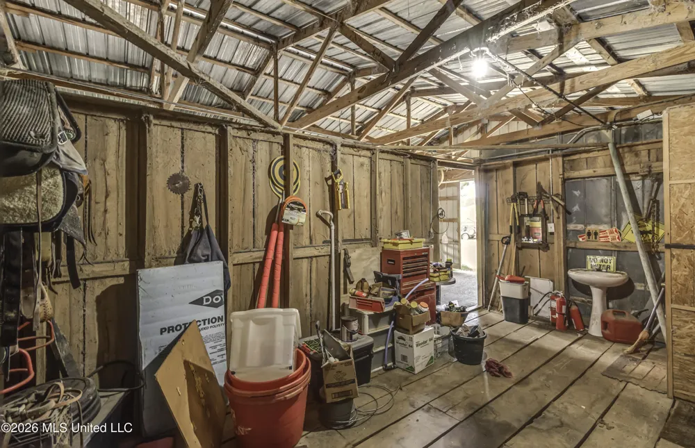 253 W Petros Road Pearl, MS 39208