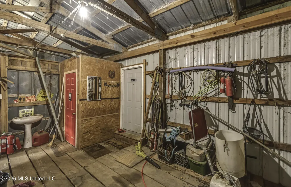 253 W Petros Road Pearl, MS 39208