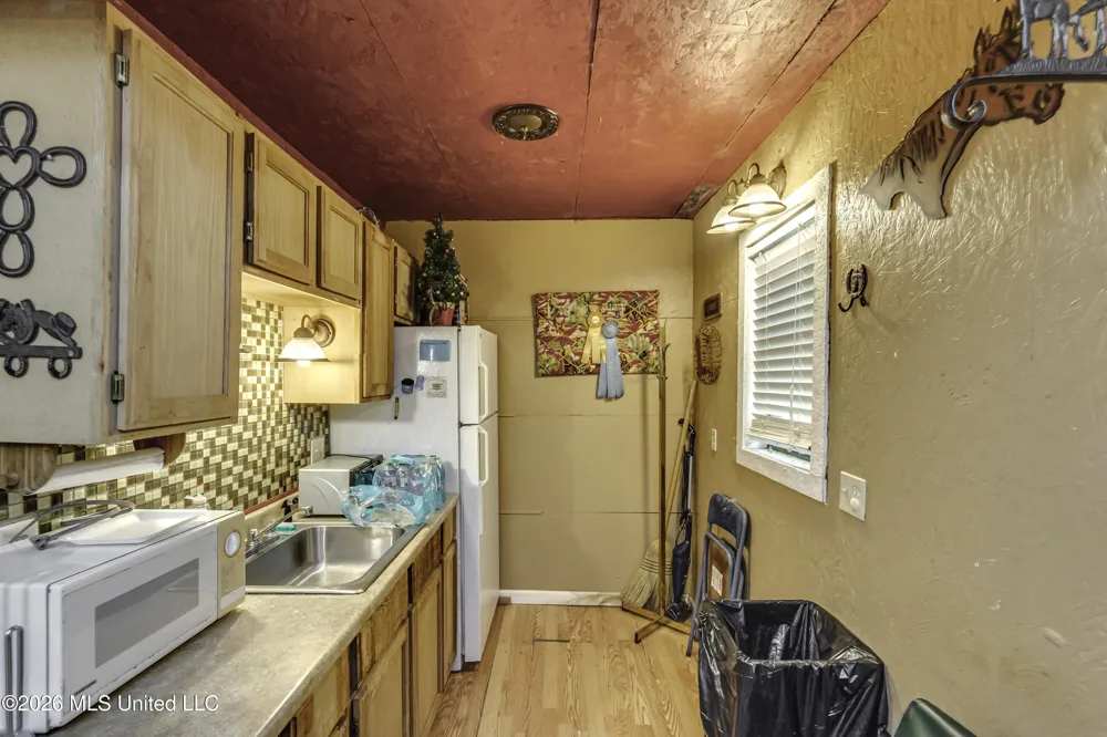 253 W Petros Road Pearl, MS 39208