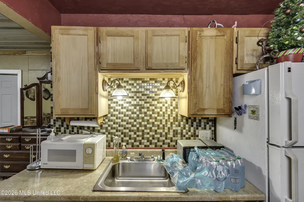 253 W Petros Road Pearl, MS 39208