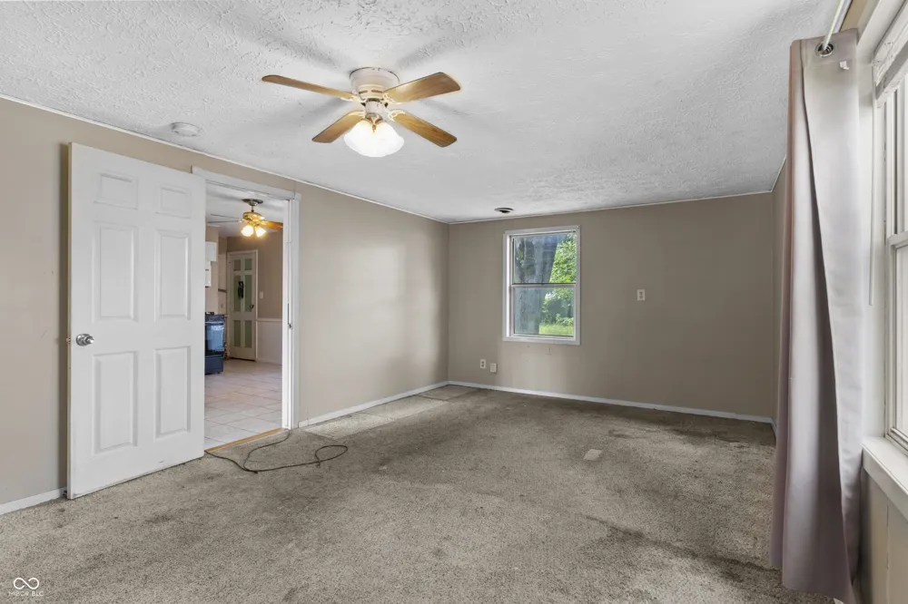 1572 Roberts Road Franklin, IN 46131