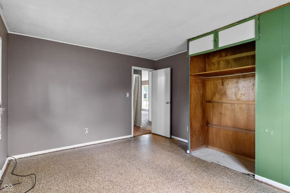 1572 Roberts Road Franklin, IN 46131