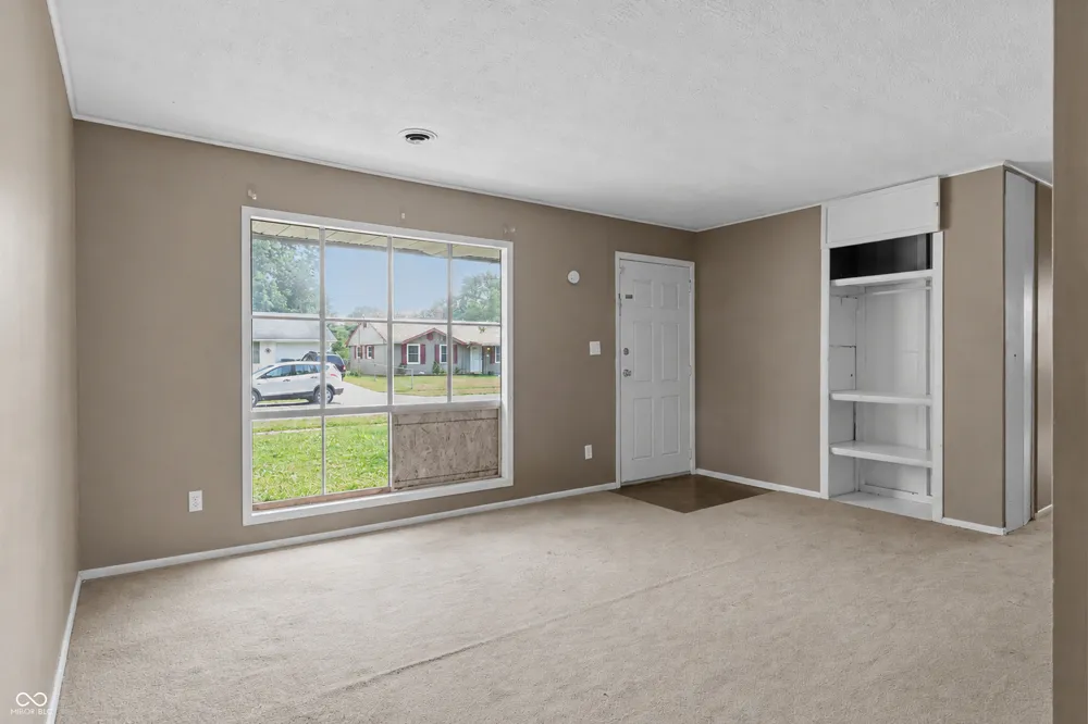 1572 Roberts Road Franklin, IN 46131
