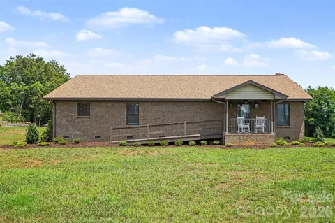 658 Hicks Hill Road
