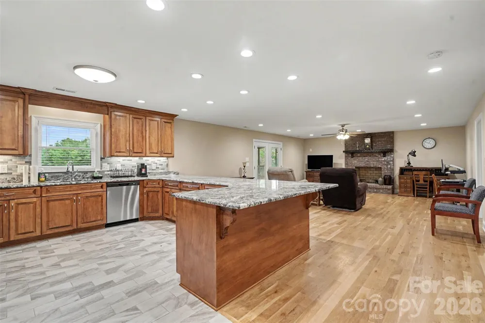 658 Hicks Hill Road Lawndale, NC 28090