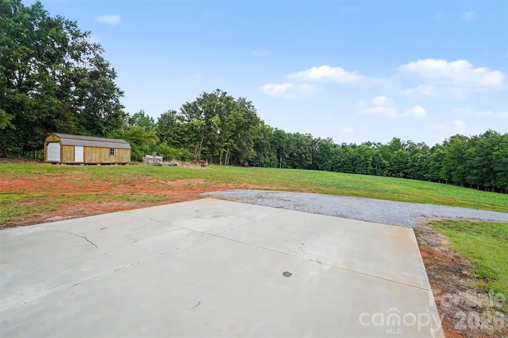 658 Hicks Hill Road Lawndale, NC 28090
