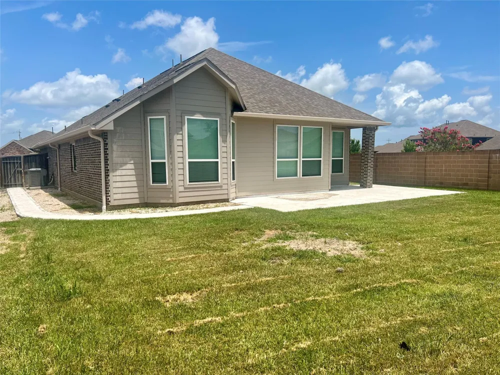 13201 Anchor Isle Court Texas City, TX 77568