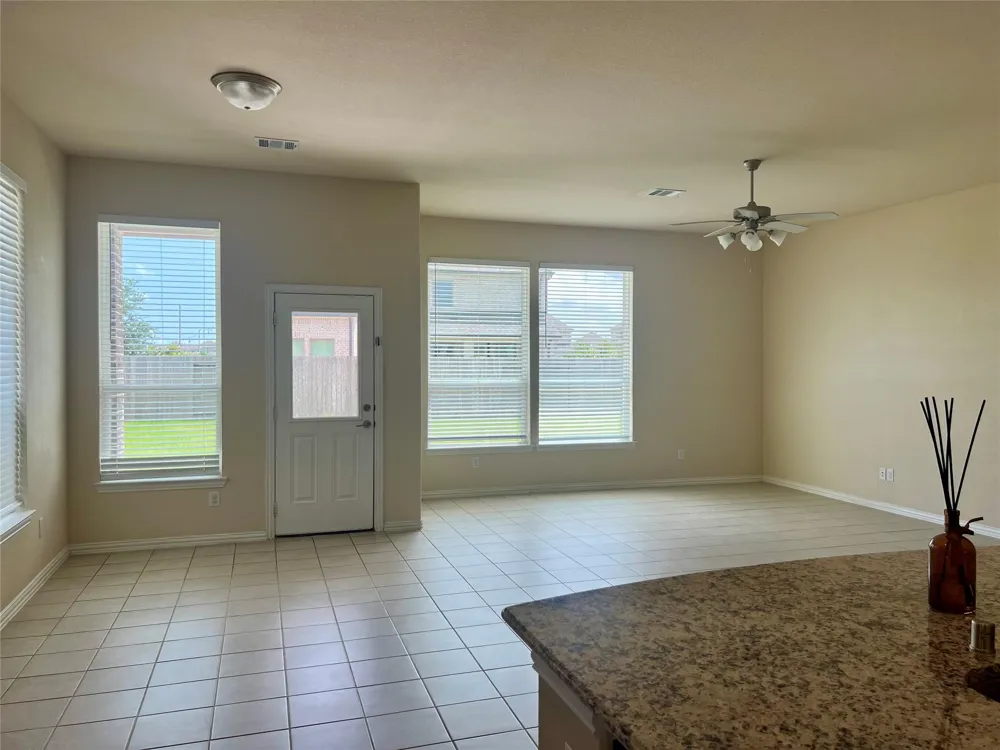 13201 Anchor Isle Court Texas City, TX 77568