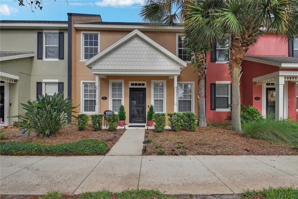 204 WOODHOUSE LANE Deland, FL 32724