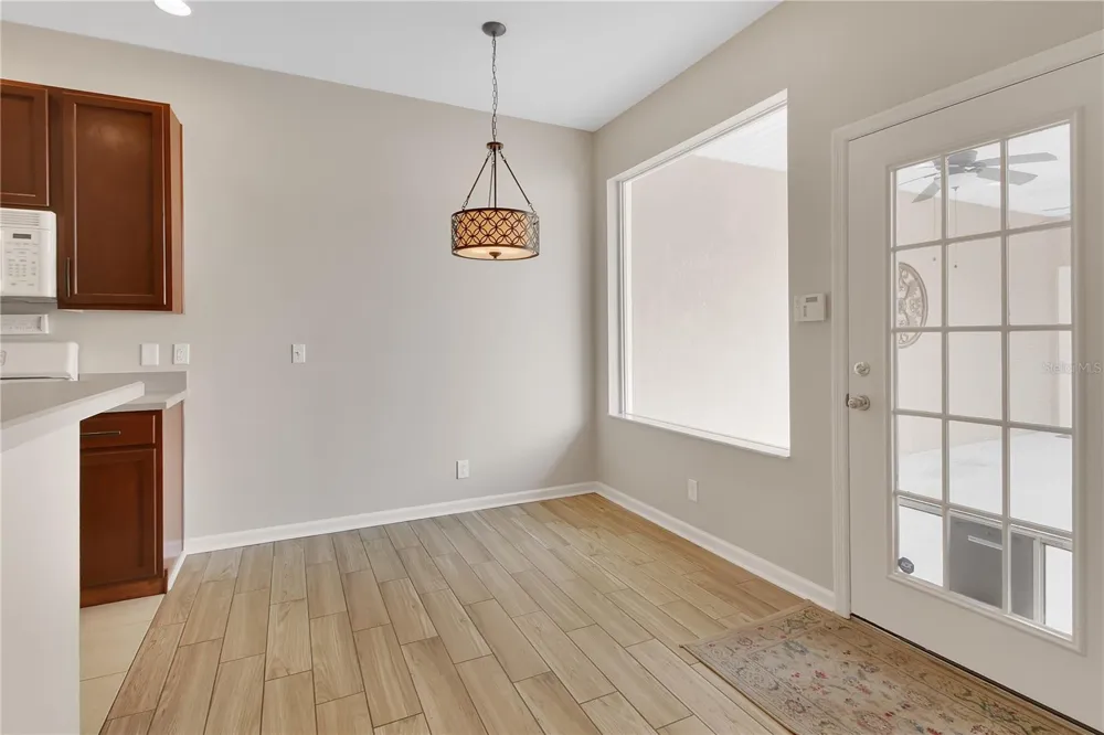 204 WOODHOUSE LANE Deland, FL 32724